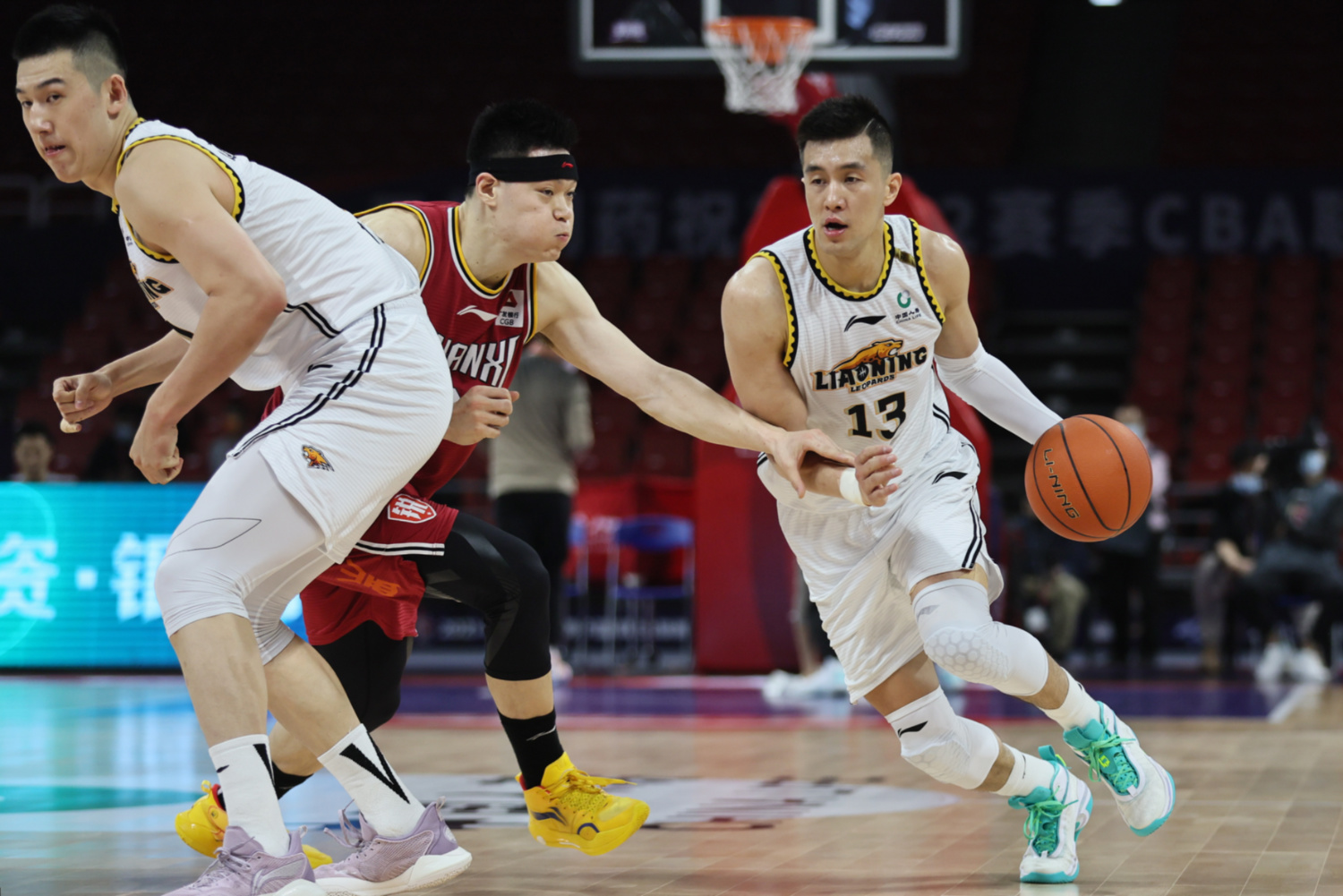 LDSports中国新疆广汇男篮换大外援